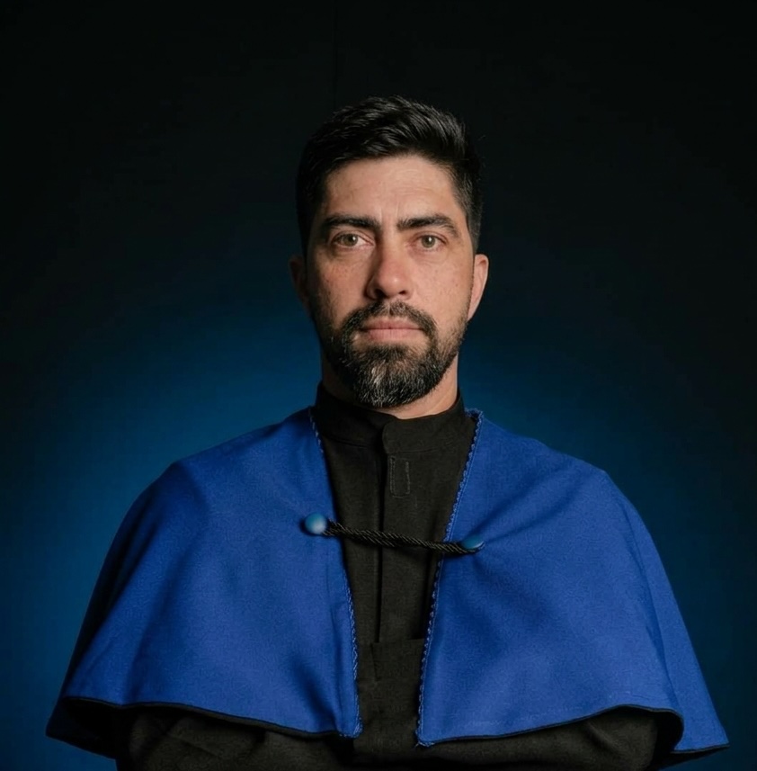Esp. Carlos Alexandre Gonçalves Leite